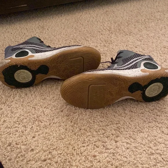 Nike 11.5 - Picture 5 of 15